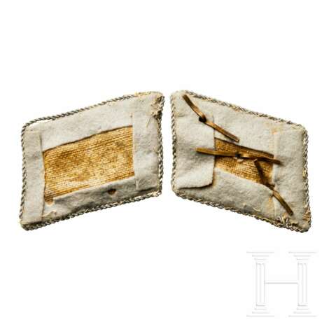 A Pair of Collar Tabs for Reserve SS Untersturmführer of SS Standarte 92 - photo 1
