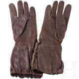 Ein Paar Handschuhe für Fallschirmschützen - Foto 1