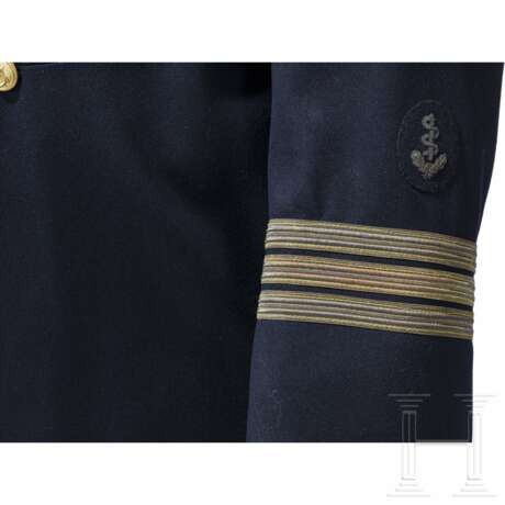 Rock der "Großen Uniform" eines Marineoberstabsarztes der Reserve - Foto 1