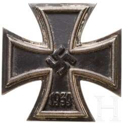 Eisernes Kreuz 1939 1. Klasse in Schachtel, Hersteller "26"