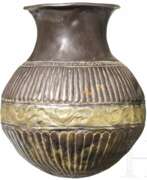 Grèce antique. Silbergefäß mit getriebenem und geritztem Dekor, griechisch, 4. Jhdt. v. Chr.