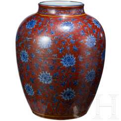 Sehr große Vase mit Lotusblüten, China, wohl späte Ming-Dynastie