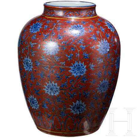 Sehr große Vase mit Lotusblüten, China, wohl späte Ming-Dynastie - photo 1