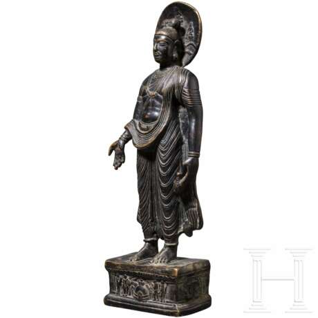 Bodhisattva Maitreya aus Bronze, Pakistan/Indien, 19. Jhdt. - photo 1