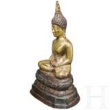 Shakyamuni in Dhyana-Mudra aus vergoldeter Bronze, Thailand, Lan-Na-Königreich, 15./16. Jhdt. - Foto 1