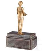 Vertu Objekte. Prof. Rudolf Marschall (1873 - 1967) - goldene Skulptur der griechischen Friedensgöttin Eirene, Wien, 1903