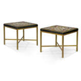 A PAIR OF ITALIAN ORMOLU-MOUNTED SMALL SPECIMEN MARBLE TOPS - Foto 4
