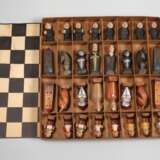 Geschnitztes Schachspiel - Foto 1