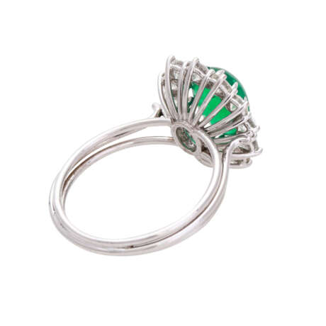 Ring mit ovalem Smaragdcabochon - Foto 3