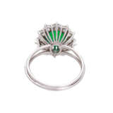 Ring mit ovalem Smaragdcabochon - Foto 4