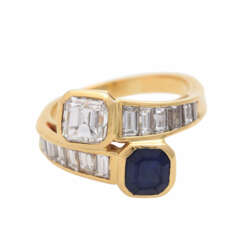 Ring mit 1 Diamant im Smaragdschliff, ca. 1,3 ct LGW (I-J)/VS2,