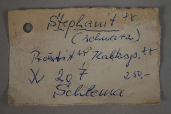 Stephanit, Proustit und Kalkspat - photo 4