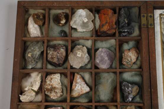 Historische Mineraliensammlung - photo 4