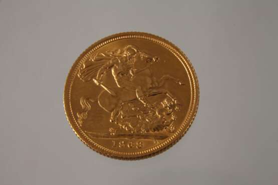1 Sovereign Gold - photo 3