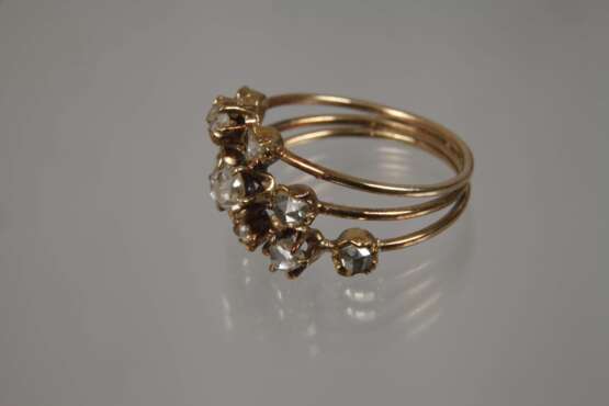 Historischer Ring mit Diamantrosen - photo 2