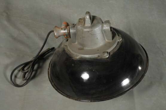 Industrie-Deckenlampe mit Explosionsschutz - Foto 2