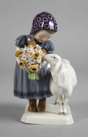 Meissen ”Mädchen mit Schaf” - photo 1