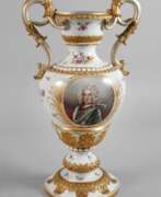 Product catalog. Meissen große Prunkvase Portrait August der Starke