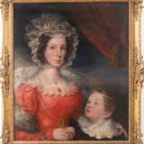 Maler Ende 18. Jh./ Anf. 19. Jh. "Dame mit Spitzenhaube mit ihrem Kind", Öl/ Lw., unsign., 77x64,5 cm, Rahmen - Foto 1