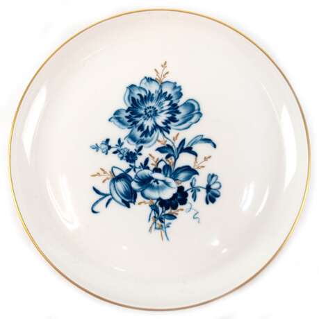 Meissen-Teller, blauer Blumendekor mit Goldgräsern und Goldrand, 1. Wahl, Dm. 18 cm - фото 1