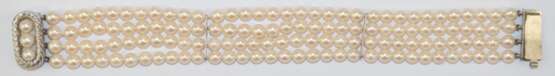 Perlenarmband, 4-reihig, 925er Schließe mit Kordeldekor und Perlenbesatz, B. 2,0 cm, L. 19,5 cm - фото 1