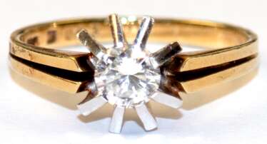 Ring, 585er GG/WG, besetzt mit 1 Brillanten von 0,43 ct. (punziert) in strahlenförmiger Fassung, ges. 2,66 g, RG 54