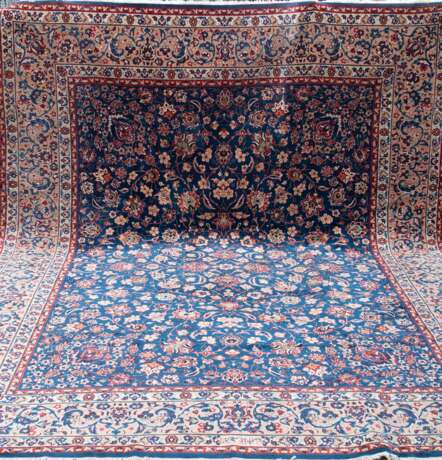 Alter Yazd, groß, Persien, signiert, blaugrundig mit floralem Muster, heller Rand,303x404 cm - Foto 1