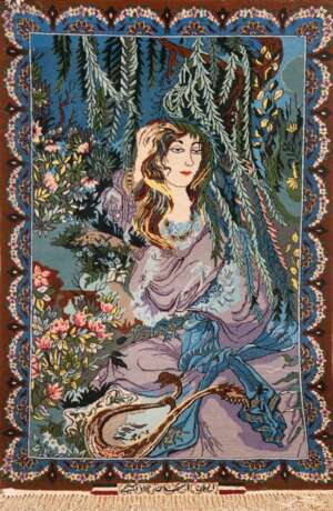 Bild-Teppich, Isfahan, signiert, Darstellung einer Frau und Blumen, brauner Rand, Kanten mit Florfehlstellen, 70x102 cm - Foto 1