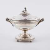 Messulam. FOOTED SILVER LID BOWL WITH DOLPHIN DECOR - photo 4