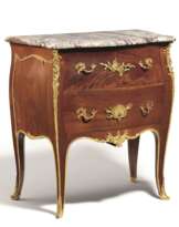 François Linke. CHEST OF DRAWERS STYLE LOUIS XV.