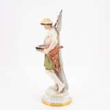 Meissen. LARGE PORCELAIN FIGURINE OF A FISHER - фото 3