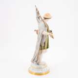 Meissen. LARGE PORCELAIN FIGURINE OF A FISHER - фото 5