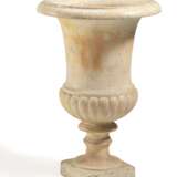 Italy. LARGE MARBLE CRATER VASE - фото 1