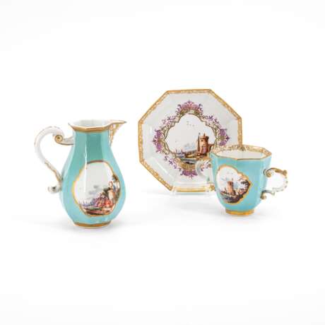 Meissen. OCTAGONAL PORCELAIN CREAM JUG; HANDLES CUP AND SAUCER WITH TURQUOISE BACKGROUND AND LANDSCAPE DECORATIONS - photo 1