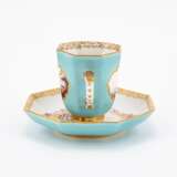 Meissen. OCTAGONAL PORCELAIN CREAM JUG; HANDLES CUP AND SAUCER WITH TURQUOISE BACKGROUND AND LANDSCAPE DECORATIONS - photo 2