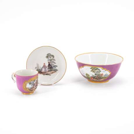 Meissen. PORCELAIN SLOP BOWL, CUP WITH SAUCER AND PURPLE GROUND AND GALLANT PARK SCENES - photo 1