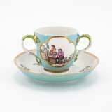 Meissen. PORCELAIN MUG WITH TURQUOISE GROUND, APPLIED FLOWERS AND RURAL SCENES - photo 3