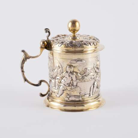 Johann Reinhard I Raiser. NICE SILVER LIDDED TANKARD WITH CUPIDS AS AN ALLEGORY OF THE TIMES OF DAY - фото 4
