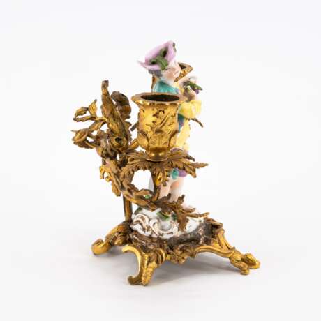 Meissen und Frankreich. SMALL BRONZE AND PORCELAIN CANDLESTICK WITH WINEGROWER'S BOY - фото 5