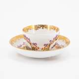 Meissen. TWO PORCELAIN TEA BOWLS WITH SAUCERS AND CHINOISEIES IN CARTOUCHES WITH FEATHER DECOR - фото 7