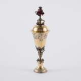 Southern German. EARLY VERMEIL SILVER LIDDED GOBLET WITH COLOURED LID - фото 5