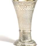Johann Georg Beck. LARGE SILVER BAR BEAKER WITH BASKET STRUCTURE - фото 1