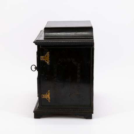 South Germany. SOFTWOOD CABINET ON STAND WITH LANDSCAPES AND HUNTING SCENES - photo 4