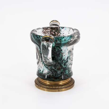 Emile Gallé. EARLY DOUBLE-HANDLED GLASS GOBLET WITH POWDER ENAMELLING AND HUNTING ENGRAVING - photo 3