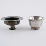 TWO SILVER TEA CUPS STANDS AND THREE TEA BOWL (PHORBA) - фото 16