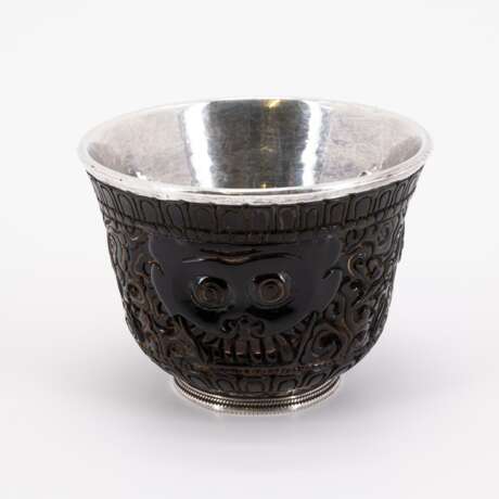 AMBER RITUAL VESSEL WITH FACES AND ORNAMENTAL DECORATION - photo 3