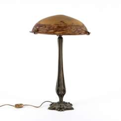 Daum Frères. LARGE GLASS TABLE LAMP WITH METAL FOOT