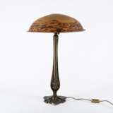 Daum Frères. LARGE GLASS TABLE LAMP WITH METAL FOOT - photo 4