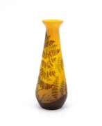 Эмиль Галле. Emile Gallé. NARROW NECK GLASS VASE WITH FERN DECOR