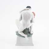 Rosenthal. ENSEMBLE 'EROS' WITH A HUGGING AND KISSING COUPLE - фото 3